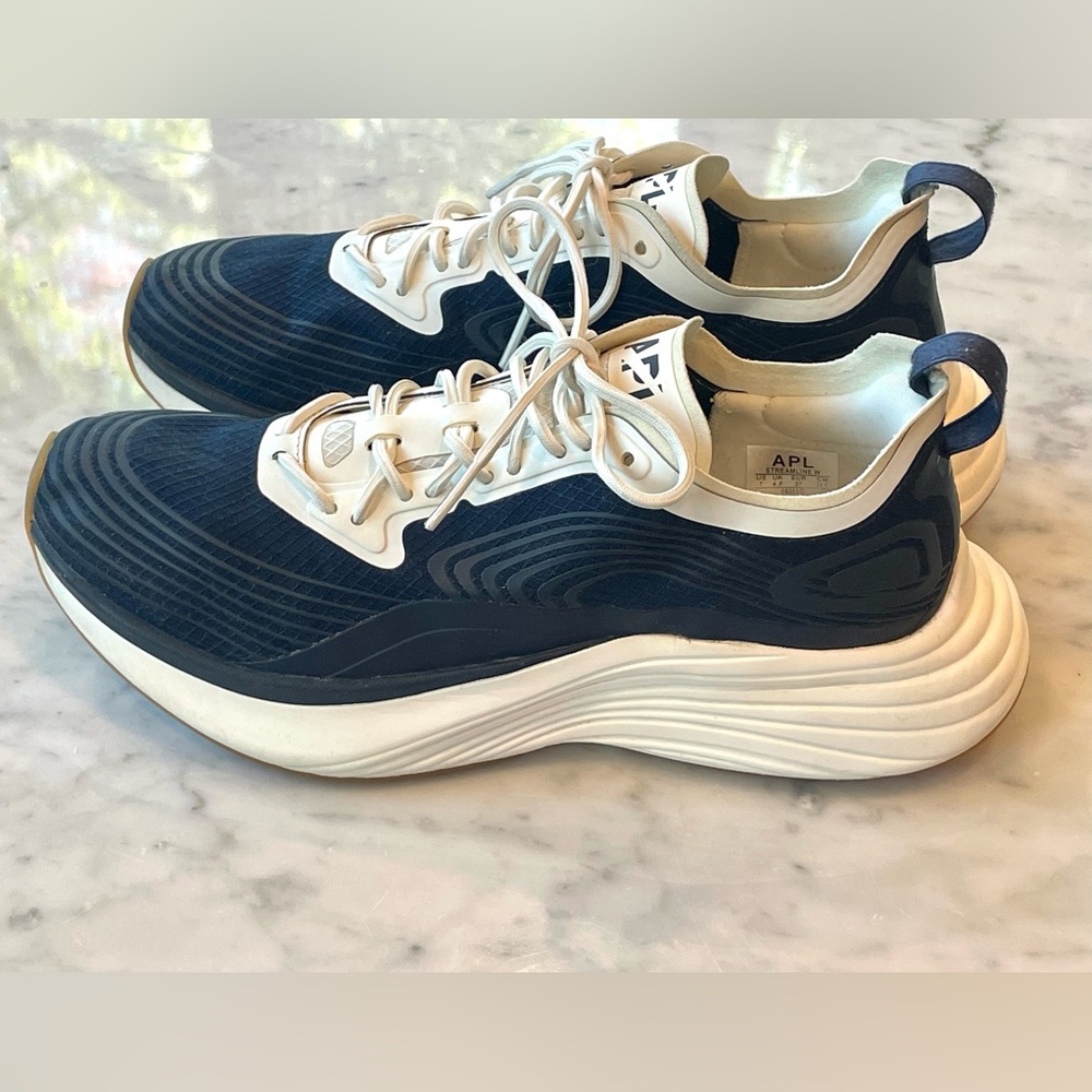 APL Athletic Propulsion Labs Streamline Running Shoe, navy/white, worn once, sz7 - Picture 10 of 16